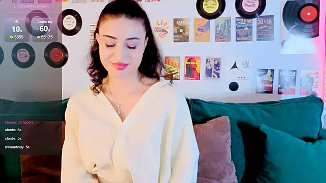 Maya_Rogerss webcam