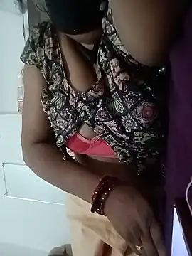 Menka_cut34 webcam