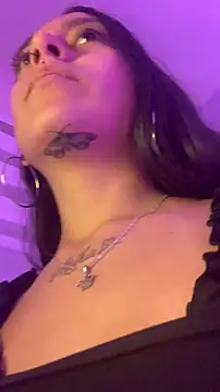 DulceLatinaxo webcam
