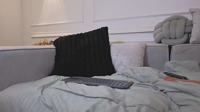 giigii_hadidd webcam
