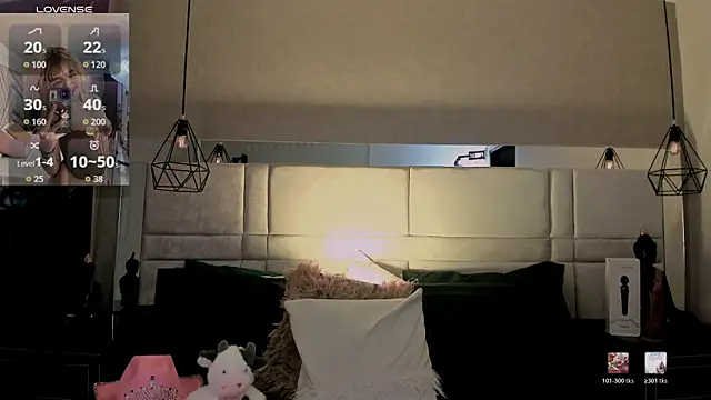 SamaanthaMiller webcam