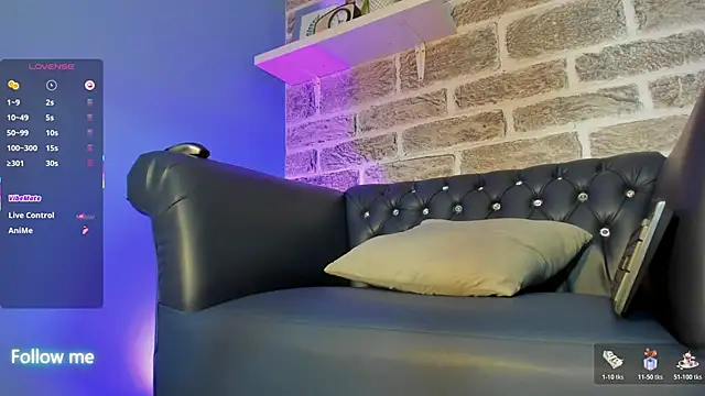 kevinn_bluee live cam on StripChat
