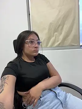 Alyha_cortes_ webcam