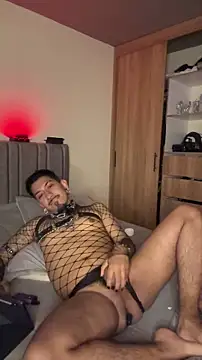 HadesVesperti live cam on StripChat
