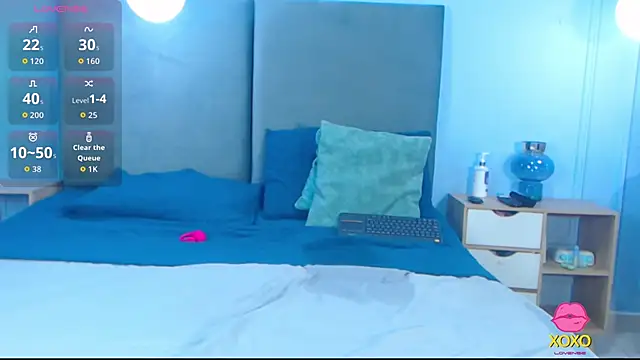 RoseJenner webcam