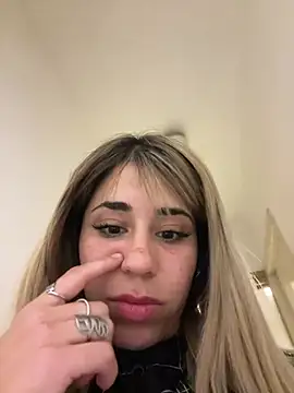 sashaaaaa2026 webcam