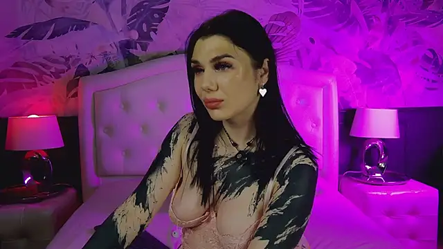 MaeveMoon webcam