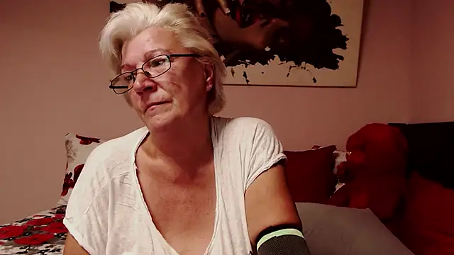 LaylaMilf webcam