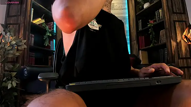 Donovan_Desmond webcam