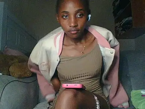 Velvet_peach webcam