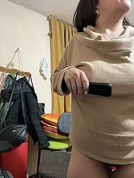 latinfemale webcam