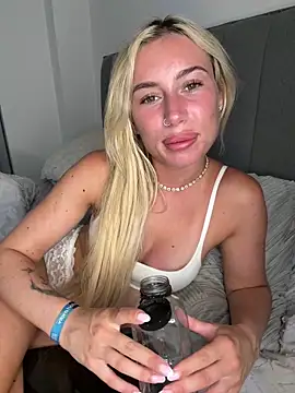SexySaraxxoo