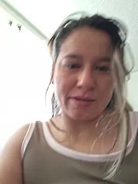 Zoe_Nasty webcam