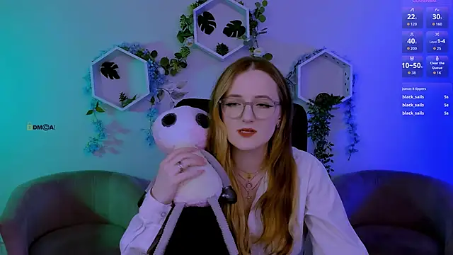 luna_berryy webcam