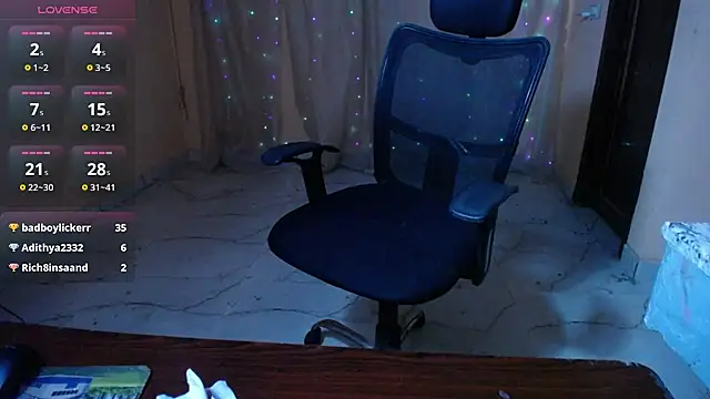 NAUGHTY_Niya webcam