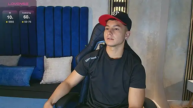 Noah_Clarkk webcam