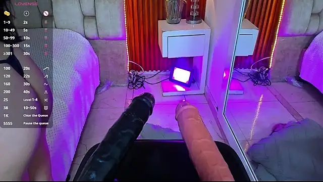 whitney_white_ webcam