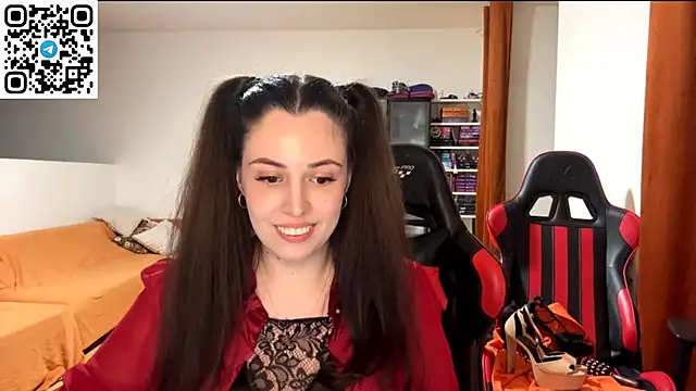 SweetFenomen67 webcam