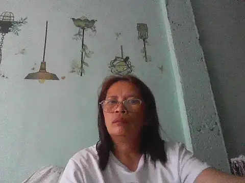 momshe2026 webcam