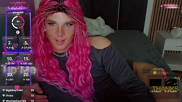 HelenSpellman webcam