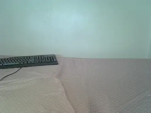Itzel_flourish webcam