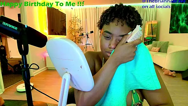 BriannaBrave webcam