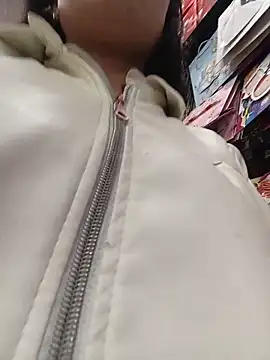 Mia_Love-3 webcam
