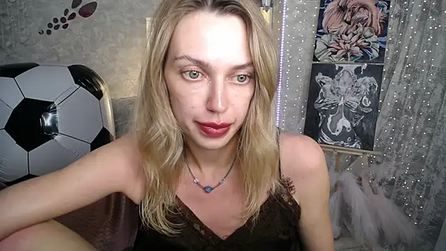 NickyAdamidi webcam