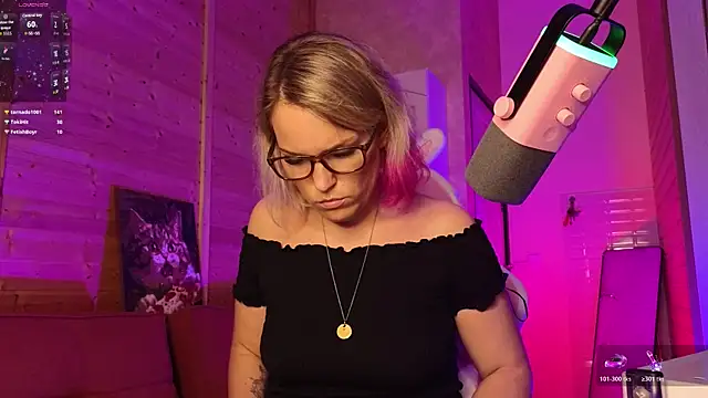 Lady_Shine webcam