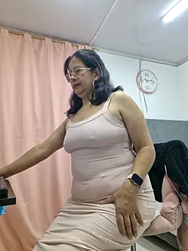 christy_ant webcam