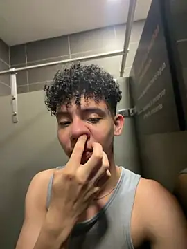 yoursexyjose webcam