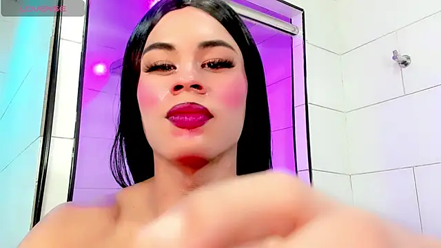 Alondra_Wile webcam