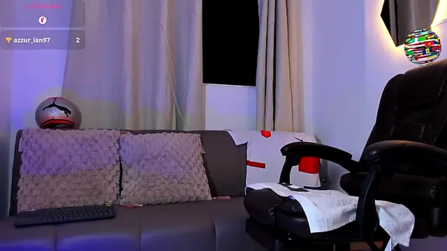 etham_wolf1 webcam