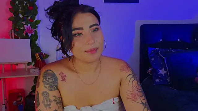 Watch Pauilina live on EroticFlix - High definition streams