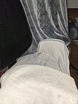 Curvy_Pooja webcam
