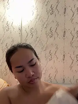Ponthip webcam