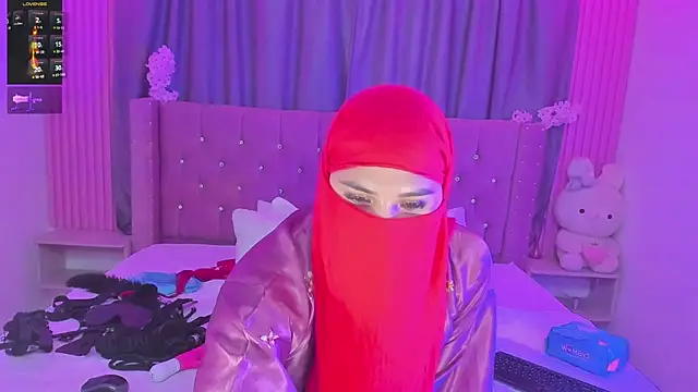 Nayla-Mouna webcam