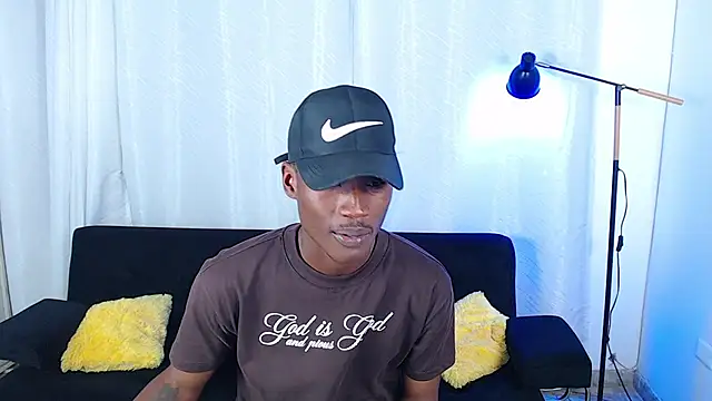 alexaandro18 webcam