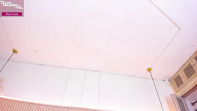 NahimiThompson live cam on StripChat