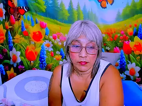indianroxy webcam