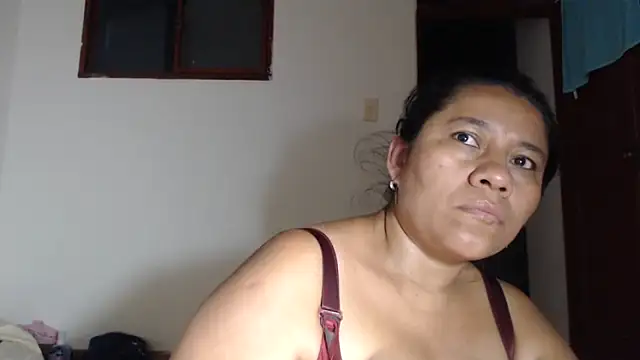 adrixxx38 webcam