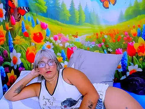 indianroxy webcam