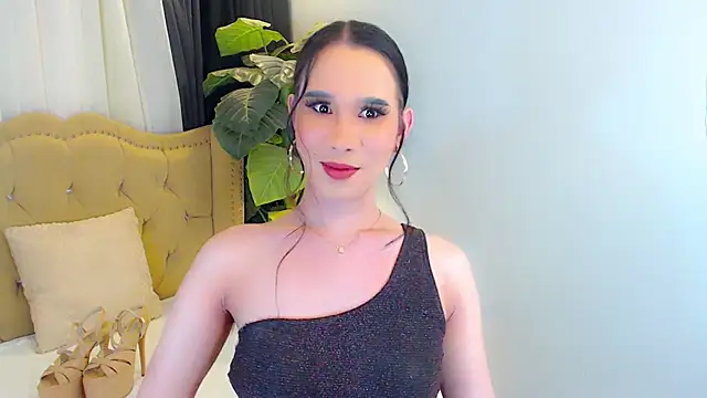 LexiLoreOnTop live cam on StripChat