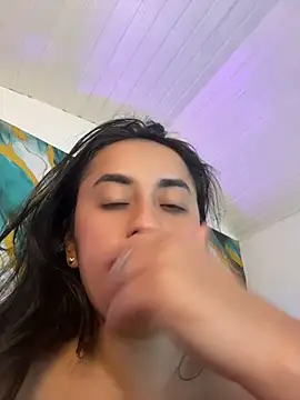 Antonella_Julieta webcam