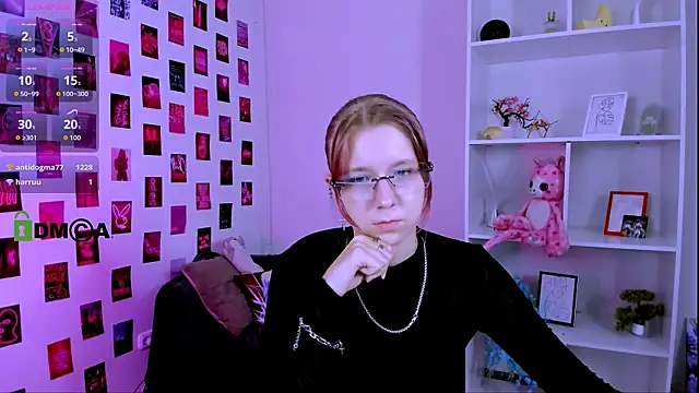 gloria_bubble webcam