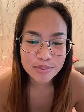 Ponthip webcam