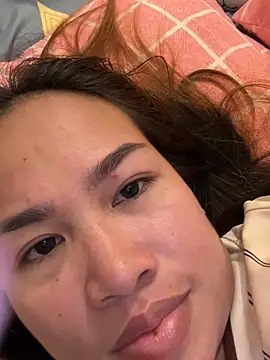Ponthip live cam on StripChat