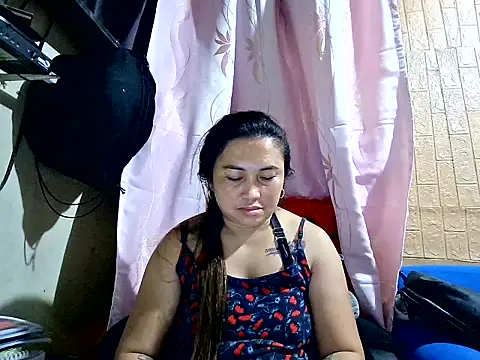 Lonely_Heart webcam