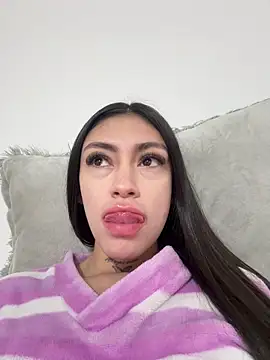 Bonny_Eva live cam on StripChat