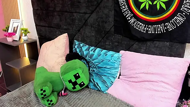 MeowMota_ webcam